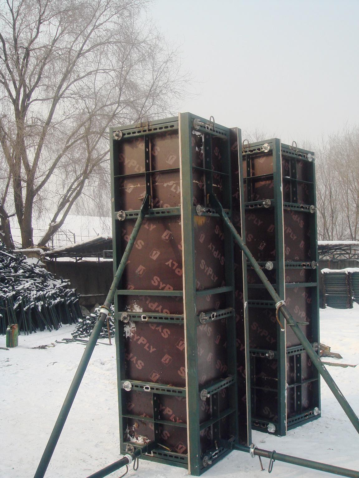 Крупнощитовая-опалубка-колонн Крупнощитовая-опалубка-колонн